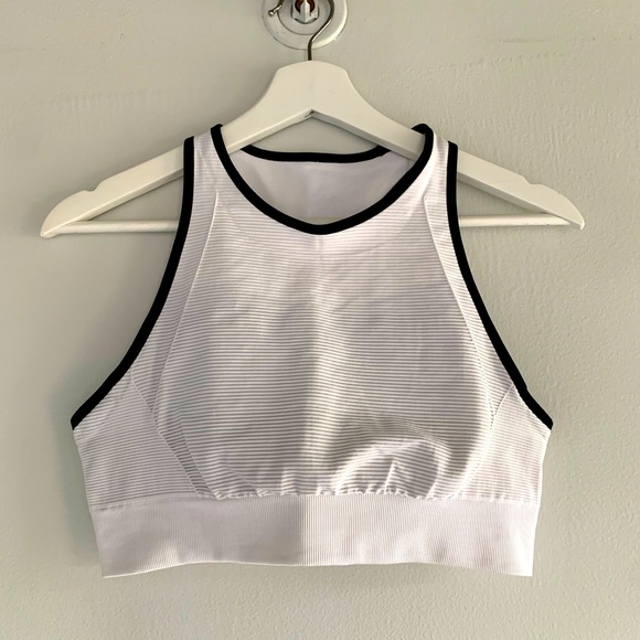 Lululemon black & white sports bra - Picture 1 of 2